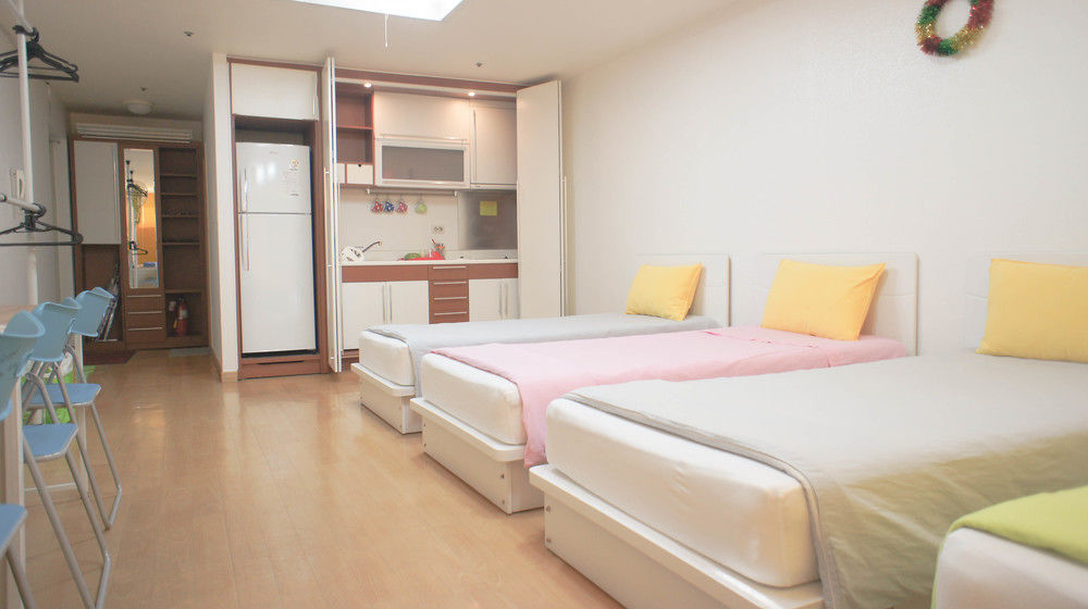 Ewha Hostel Сеул Екстер'єр фото